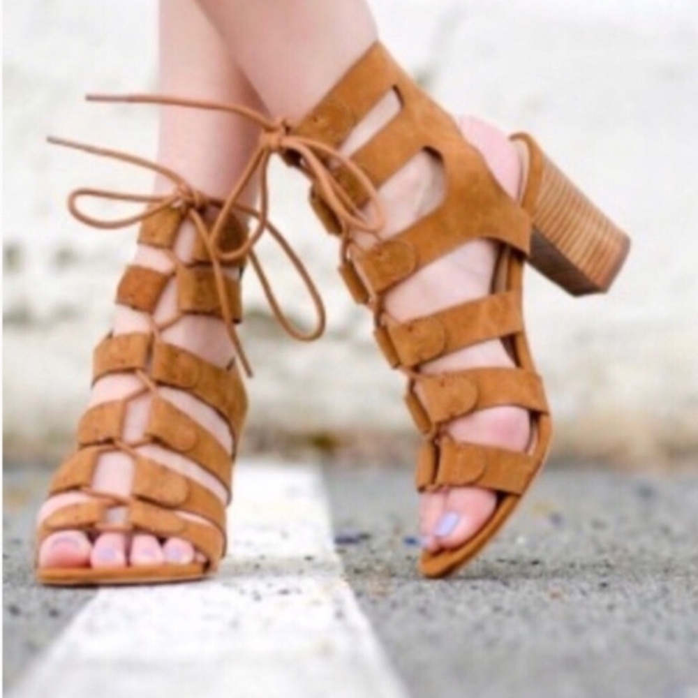 *****Brand New W/No Tag***** Marc Fisher Gladiator Heels